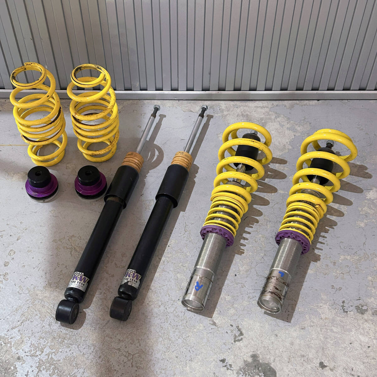 アウディ SQ5/Q5(8R/8R1)用 KW V1 コイルオーバー(車高調)拍卖