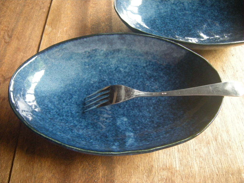 睦◎美濃焼【新品・未使用】コバルト雲海 白雲 窯変紺 カレー パスタ 大楕円(24.5㎝x16㎝x5㎝)1枚のみ *お勧め*高級レストランうつわ*拍卖