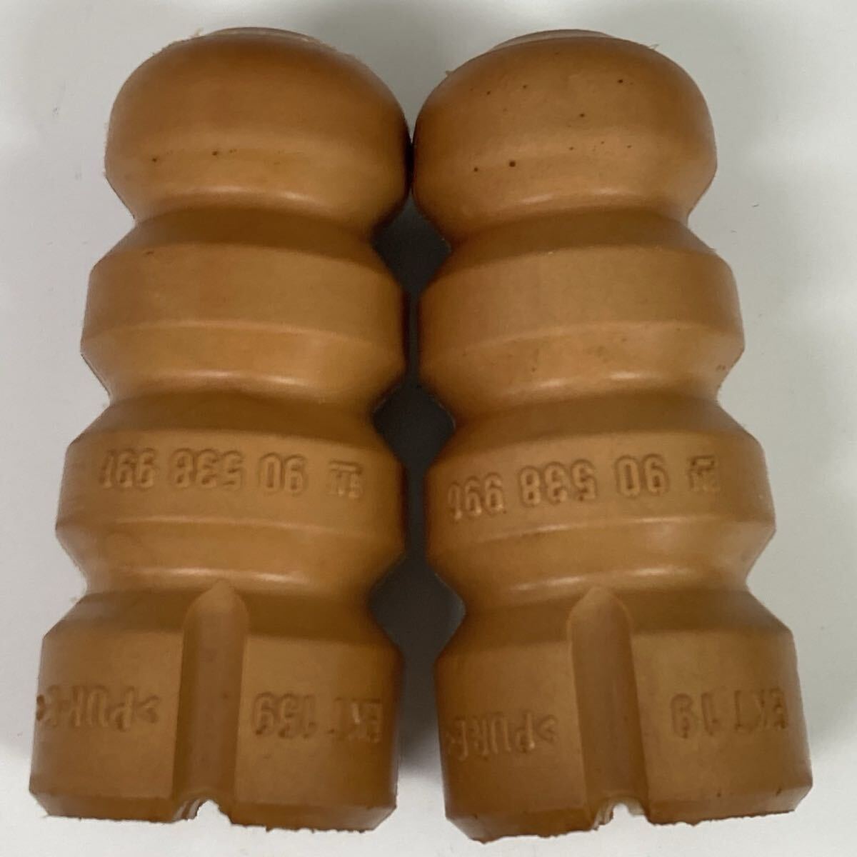 GM C-3527 取り外し品 ラバー ショック 90538996 オペル ベクトラ バッファー ゼネラルモーターズ ゴム 修理 交換 部品 カー用品 拍卖