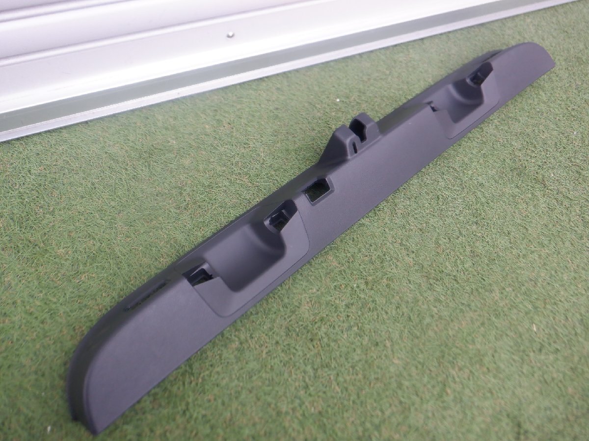 ベンツ純正 H247 W247 GLAクラス リアゲート バックドアトリムボード カバー パネル A2477407000 m-25-2-6拍卖