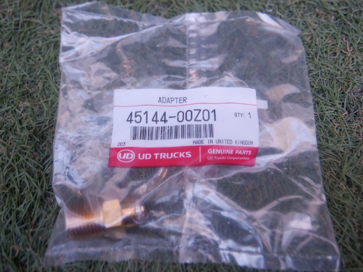 未使用 UDトラックス クオン ? 45144-00Z01 アダブター ADAPTER m-25-2-468拍卖