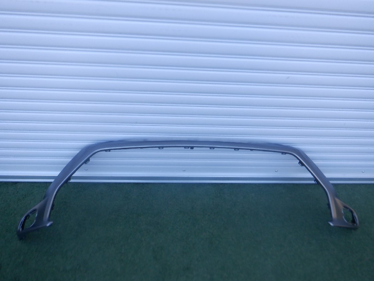 新車外し トヨタ純正 ZSG10 ZVG11 ZVG15 カローラクロス フロントバンパー フロントグリル フレーム モール 53121-16070 m-25-2-527拍卖