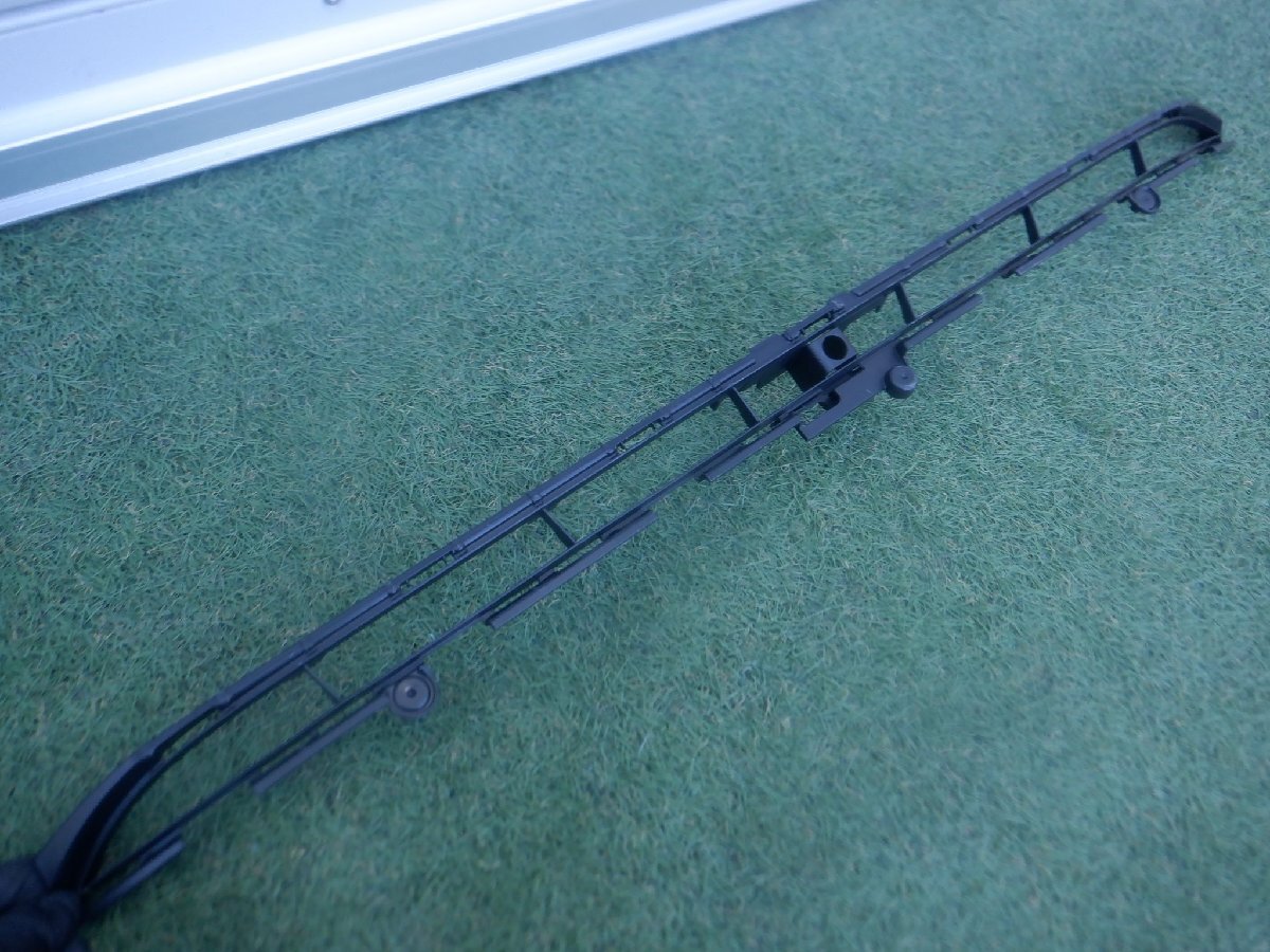 新車外し トヨタ純正 ロアグリル カバー パネル 53115-30260/90 m-25-2-539拍卖