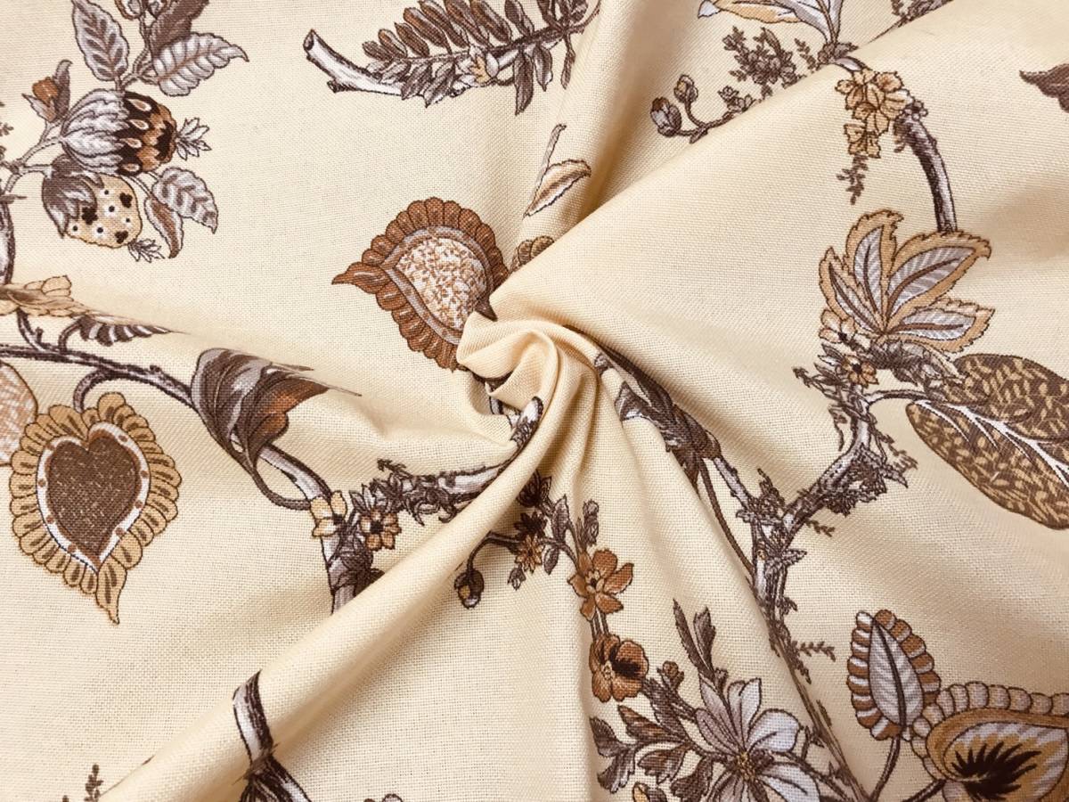 Y-64 ハギレ 輸入生地 スペイン製 プリント生地 横巾約140cmx長さ約50cm 送料無料拍卖