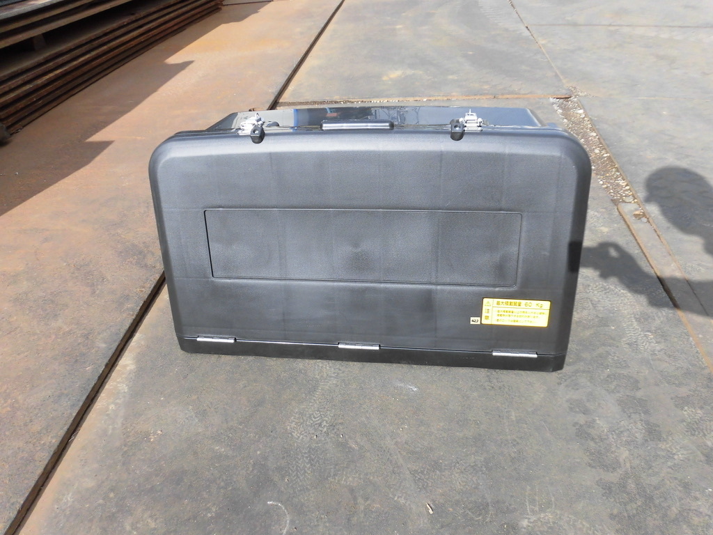 埼玉川越発★423 新車外し品 PP工具箱 幅900mm トラック 売切★拍卖