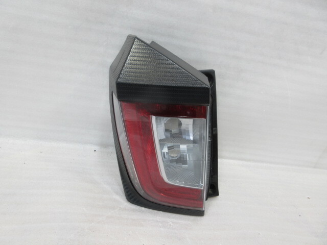 ダイハツ ミライース LA350S/LA360S 純正 左テールランプ拍卖