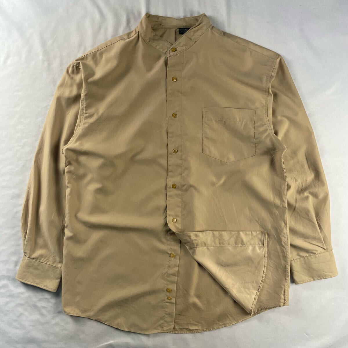 US Vintage Unknown ポリエステル バンドカラー ツイル くすみカラー 光沢 とろみ ドレープ 単色 プレーン ベージュ ゴールド ポリシャツ拍卖