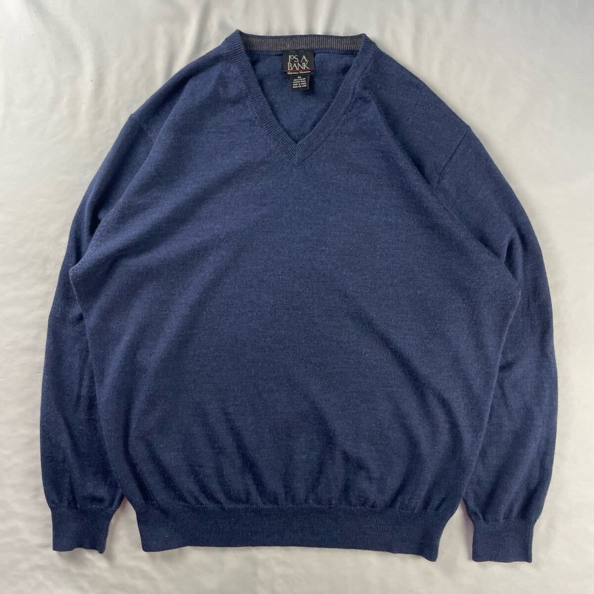 US Vintage 90s JOS.A.BANK イタリアンメリノウール100% Vネック 単色 プレーン ネイビー 紺 クラシカル 薄手 デザインニット拍卖