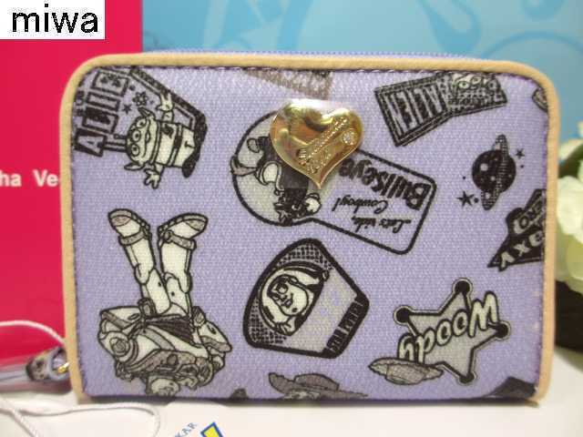 送無 60%引 サマンサベガ 限定 トイストーリー パスケース 小銭入 紫 未使用 証明書付 ディズニー ピクサー ウッディ バズ サマンサタバサ拍卖