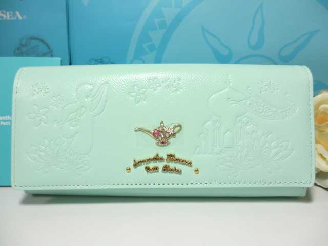 送無 20%引 新品 サマンサタバサ 限定 アラジン ジャスミン ジーニー 型押 牛革 かぶせ 長財布 緑 新品 証明書 包装 ディズニー プリンセス拍卖