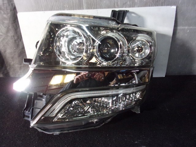【2691】NBOX JF1 2014年式 PB85P 左ヘッドランプ 左ヘッドライト 33151-TY0-J61 HID キセノン コイト 100-62038 棚B2-6拍卖