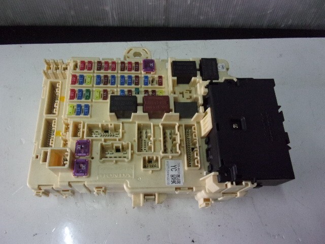 【2691】NBOX JF1 2014年式 S07A ターボ車 フューズボックス 116RAI-000368 TY0-N530 棚Y26拍卖