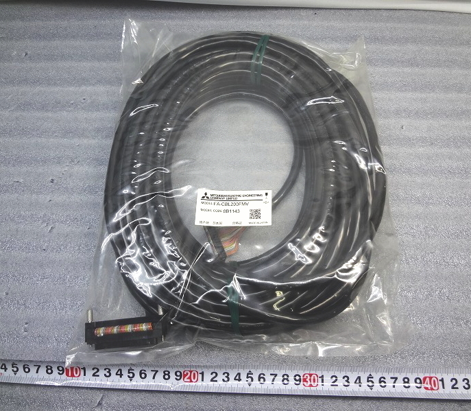Kのか0860 新品■三菱電機■ユニット間接続ケーブル■PLC対応ケーブル■FA-CBL200FMV■端子台間接続用■シンク入力用■シーケンサ 省配線 拍卖