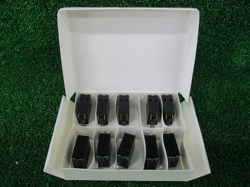 Kのな5727 新品■OMRON オムロン■ソリッドステートリレー G3R-ODX02SN 5-24VDC■PCBマウント 10個入拍卖