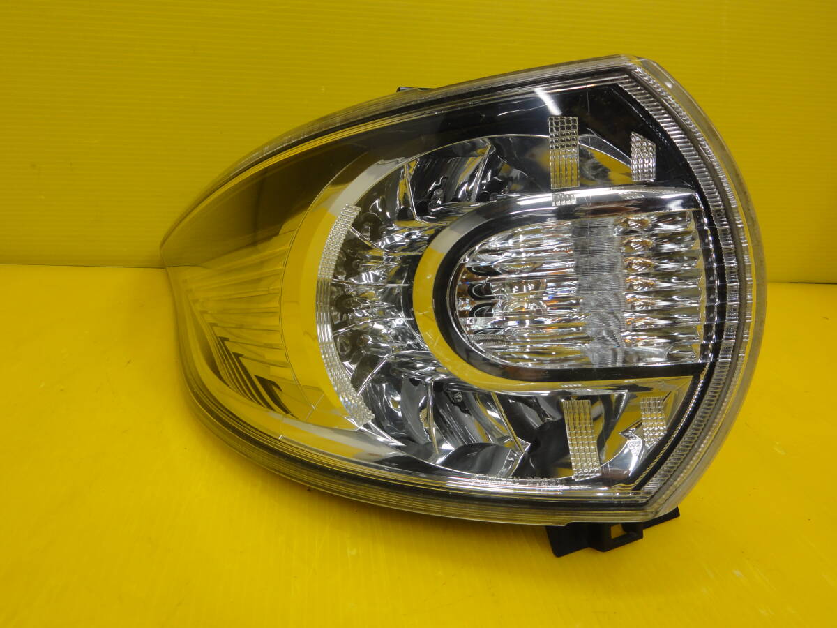 ☆平成20年車 マツダ CC3FW ビアンテ 左 テールランプ テールライト STANLEY P7621L 純正 走行距離77963㎞ 点灯OK☆F29591 m拍卖