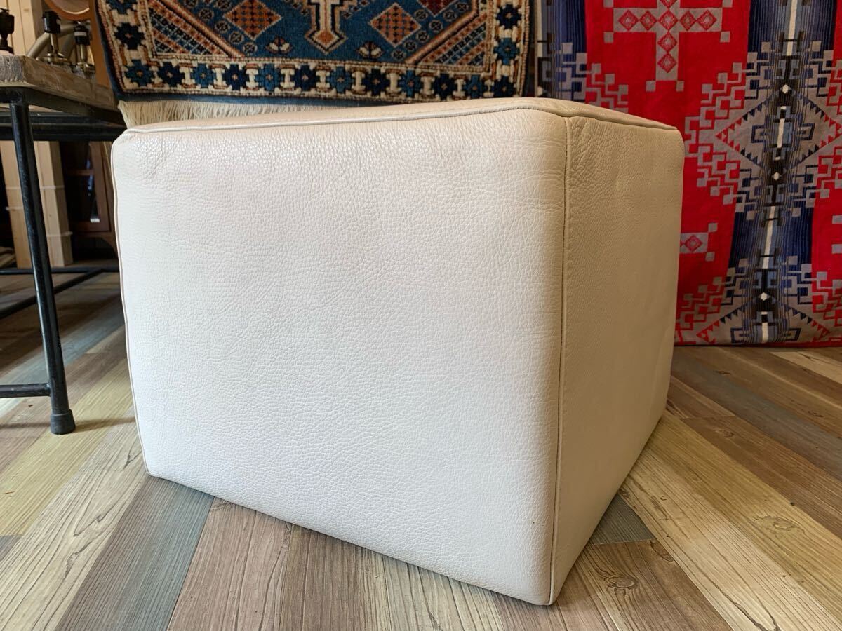 N02-41★ 本革 オットマン 四角椅子 スツール ホワイト レザー 幅51㎝×奥行き51㎝×高さ41㎝拍卖