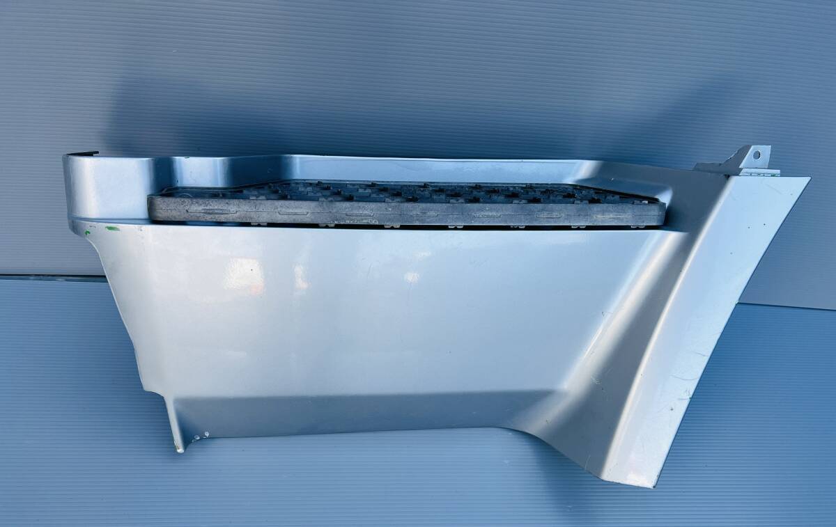 11092N 純正 三菱 ふそう スーパーグレート QKG-FS554VZ ウォール ステップ 左上 左側 助手席側 拍卖