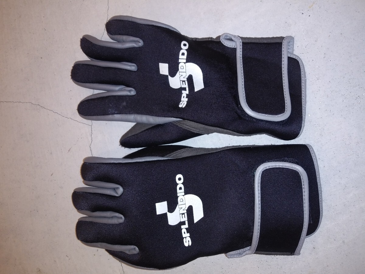 グローブMサイズ拍卖