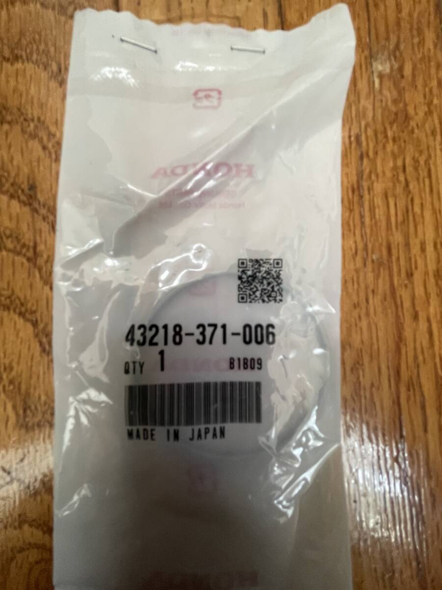 HONDA NSR250R関連 クリップダストカバー 43218-371-006 MC16 MC18 MC21 MC28拍卖