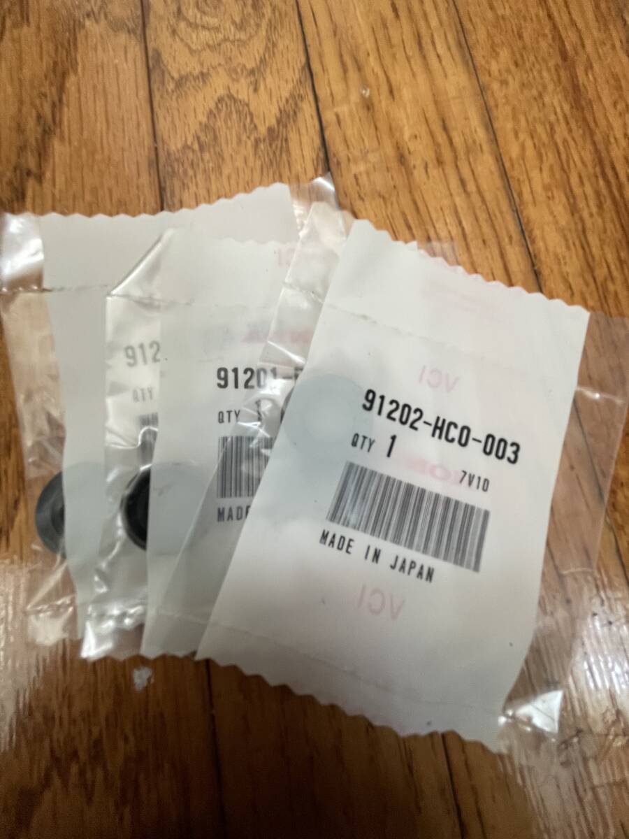 NSR250R MC28 オイルシール 10×20×5 91202-HC0-003 MC16 MC18 MC21 MC28拍卖