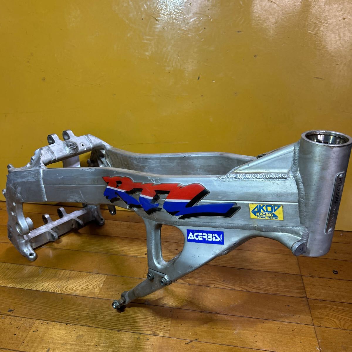 HONDA RTL250RF フレーム拍卖