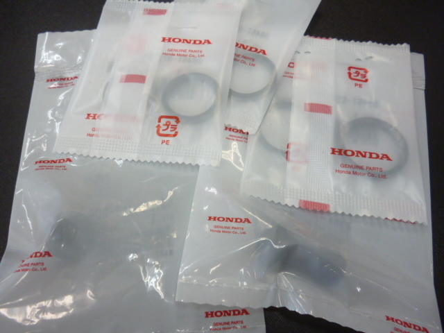 リード110 JF19 後期型 NHX110WHA フロントキャリパーシールx3 ブーツx2 オーバーホールセット 定形外可拍卖