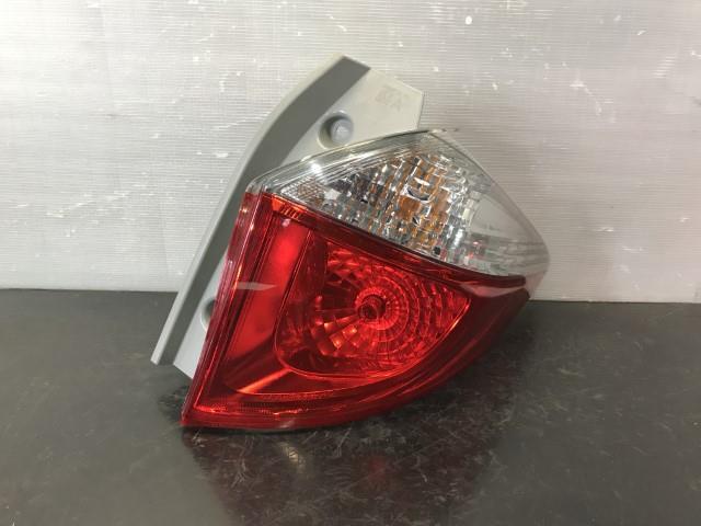【TS】ラクティス DBA-NSP120 右テールランプ 52-213 81550-52660拍卖