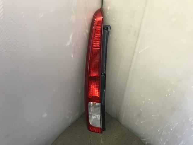 【TS】ムーヴ DBA-L175S 左テールランプ D047 81560-B2180拍卖