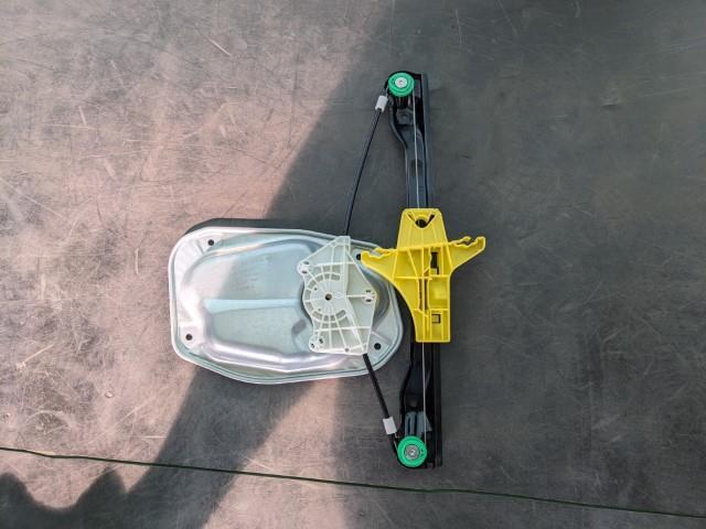 【TS】VW ゴルフ GH-1KBLP 左リヤドアレギュレーター 1K4839461A拍卖