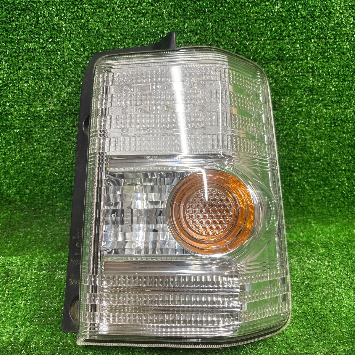 L585Sムーブコンテ 右テールランプ 30-5拍卖
