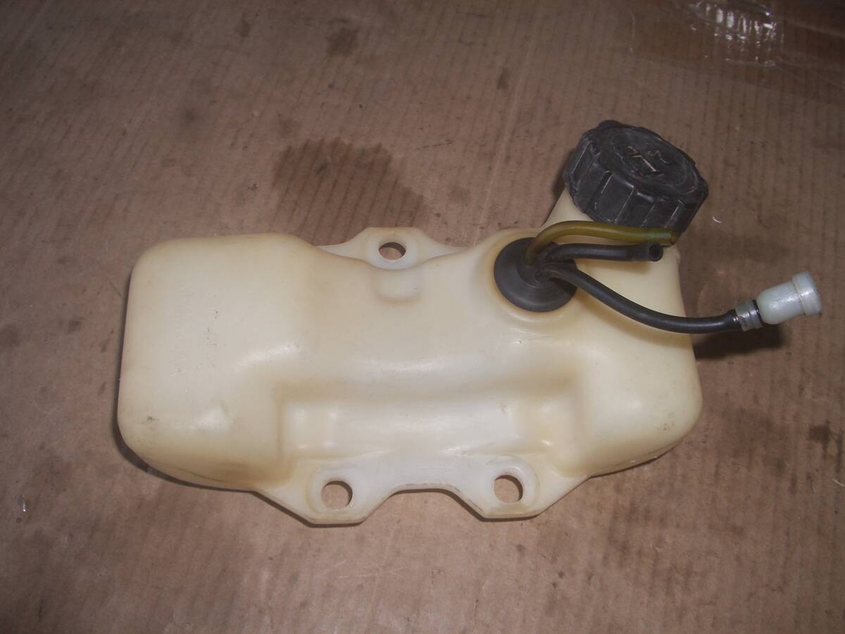 イリノ 刈払い機 IF230MS 三菱 TB23 燃料タンク拍卖