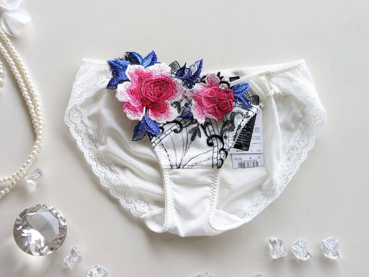 サルート29【ラマン -愛人-】ショーツMサイズ 店舗限定 IV 定価6270円拍卖