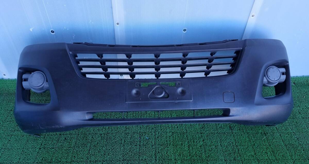 ニッサン キャラバン VW2E26 フロントバンパー 拍卖