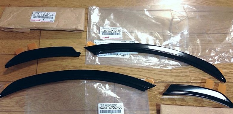 ●新品 未使用 純正部品●レクサス RC-F用 USC10 リア フェンダー アーチモール ブラック セット リヤバンパサイド モールディング拍卖