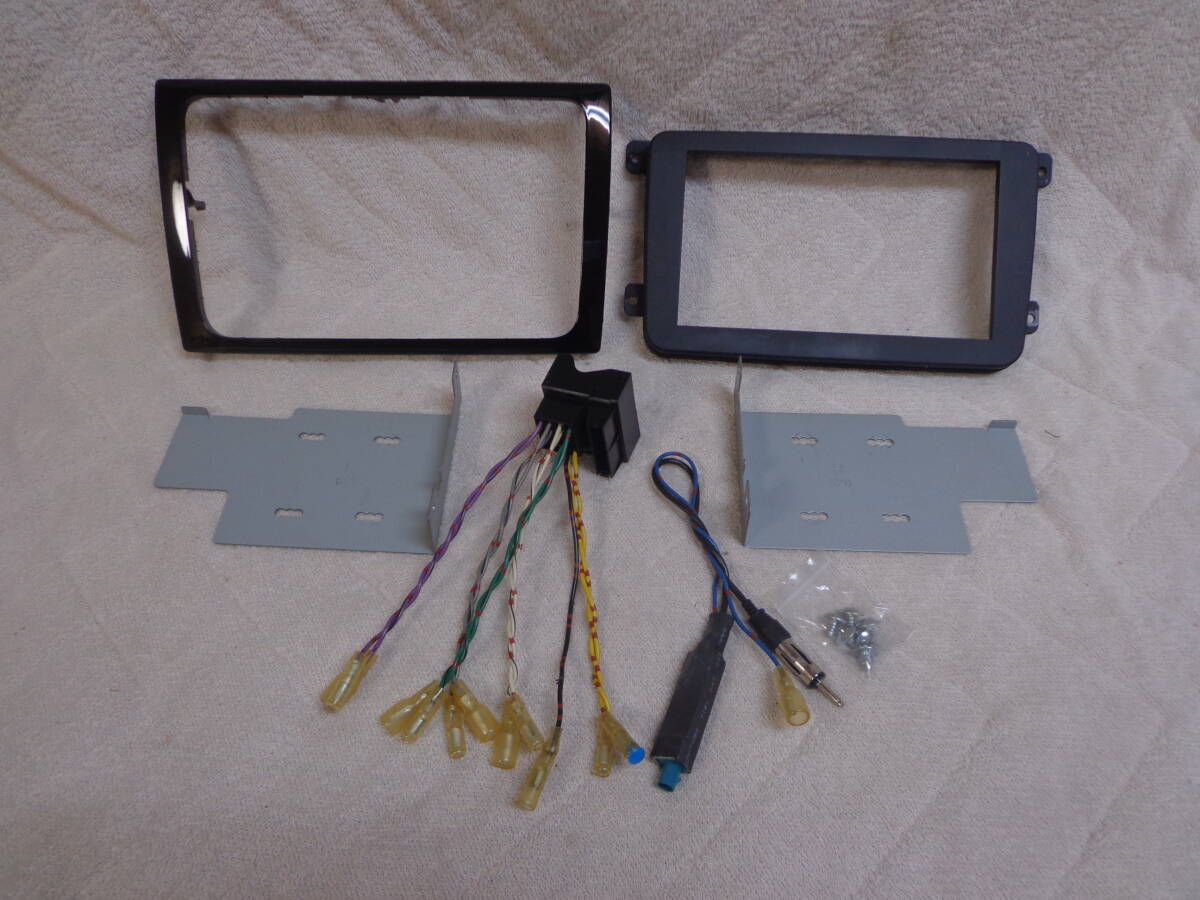 送料無料 VW ビートル 2DIN オーディオKIT 欧州車 取り付けキット・配線キット・アンテナ変換 WVWZZZ16ZDM NEW BEETLE拍卖