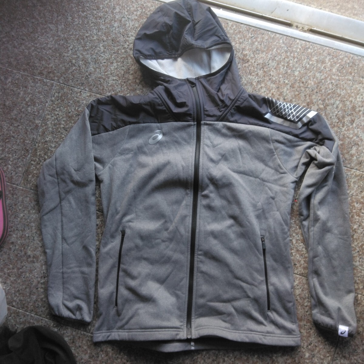 アシックス パーカー 裏起毛 L拍卖