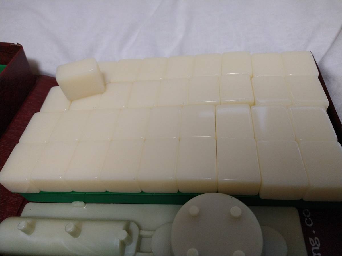 大きな麻雀牌 珍しい白色 3.3cmのビッグサイズ拍卖