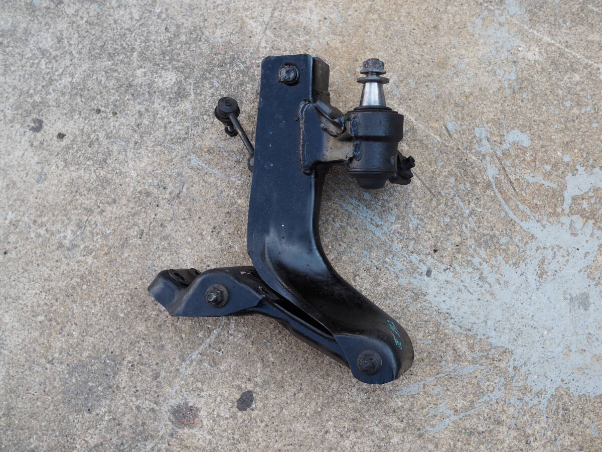 E■H4 日産 フェアレディZ Z32 《 E-GCZ32 》 VG30(DETT) AT ツインターボ 2BY2 前期 純正 フロント アッパーアーム ナックルアーム(左)拍卖