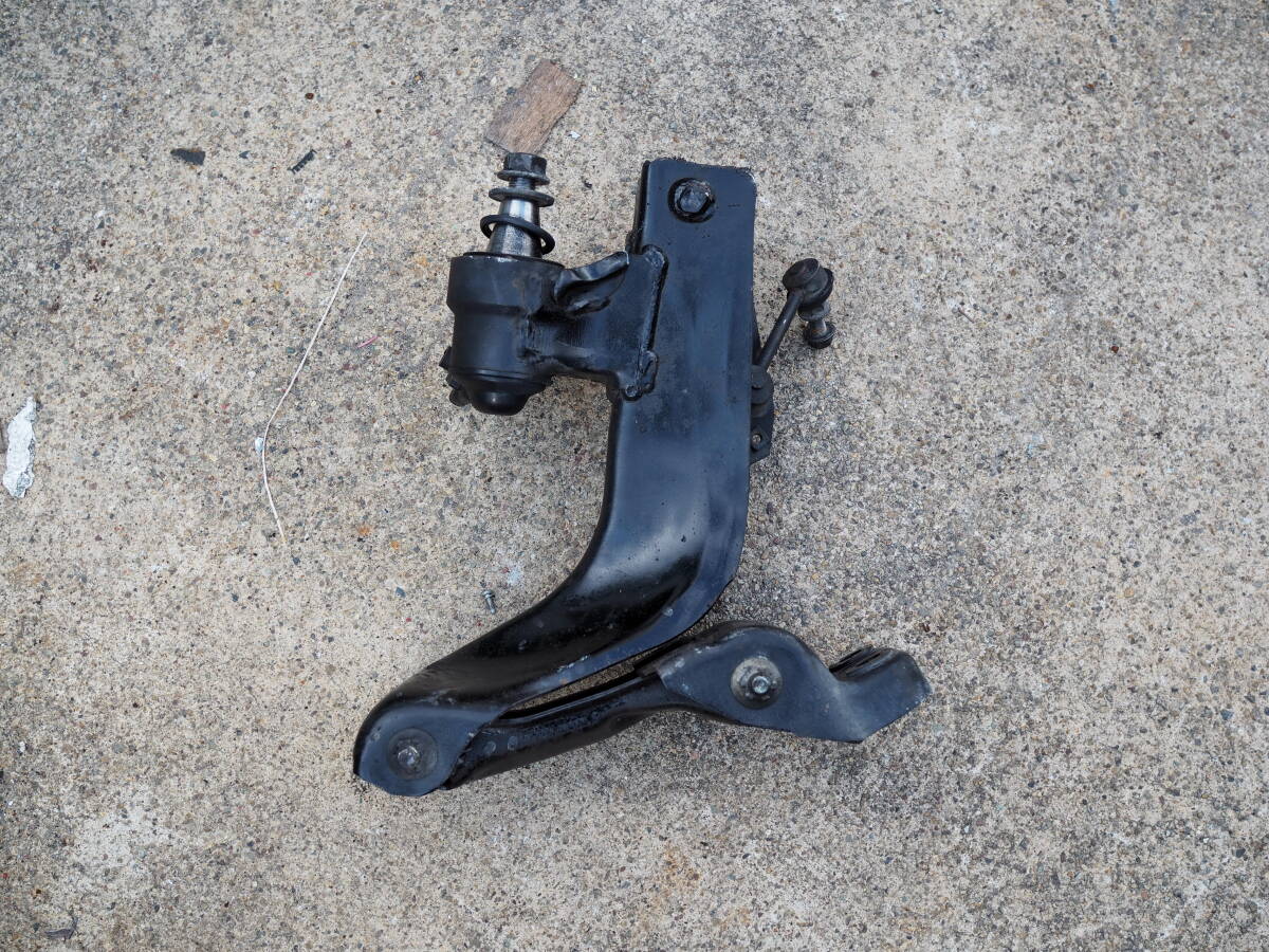 E■H4 日産 フェアレディZ Z32 《 E-GCZ32 》 VG30(DETT) AT ツインターボ 2BY2 前期 純正 フロント アッパーアーム ナックルアーム(右)拍卖