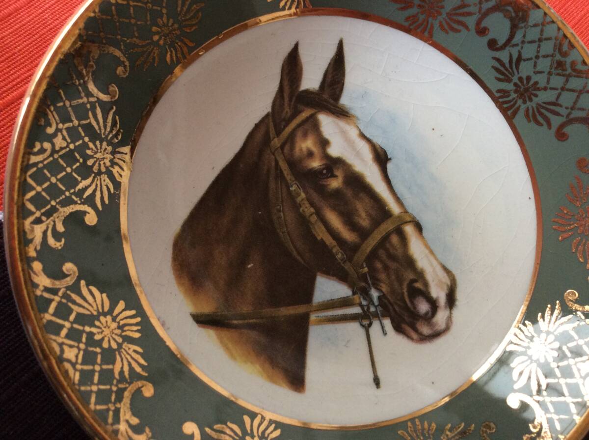即決 2024台ヶ原アンティーク市購入 馬のお皿 定形外郵便送料込み アクセサリートレイにも 焼き物シリーズ拍卖