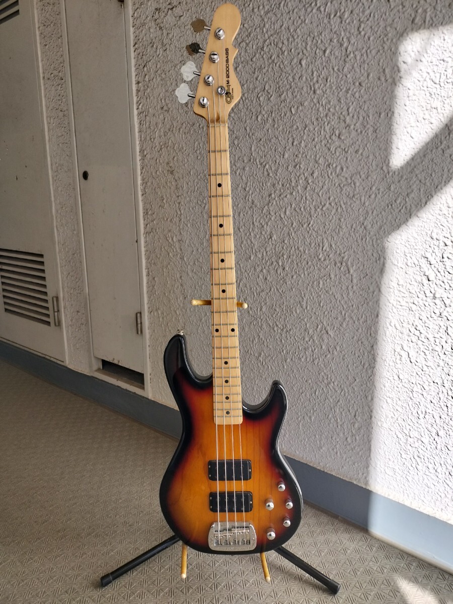 G&L M-2000 Tribute 【インドネシア】ベース拍卖