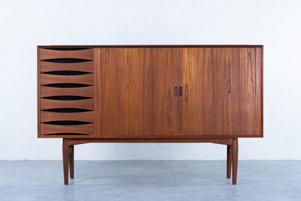 Arne Vodder(アルネヴォッダー)/ ヴィンテージ サイドボード model.63 チーク / 蛇腹扉★Arne Jacobsen Hans J Wegner Finn Juhl拍卖