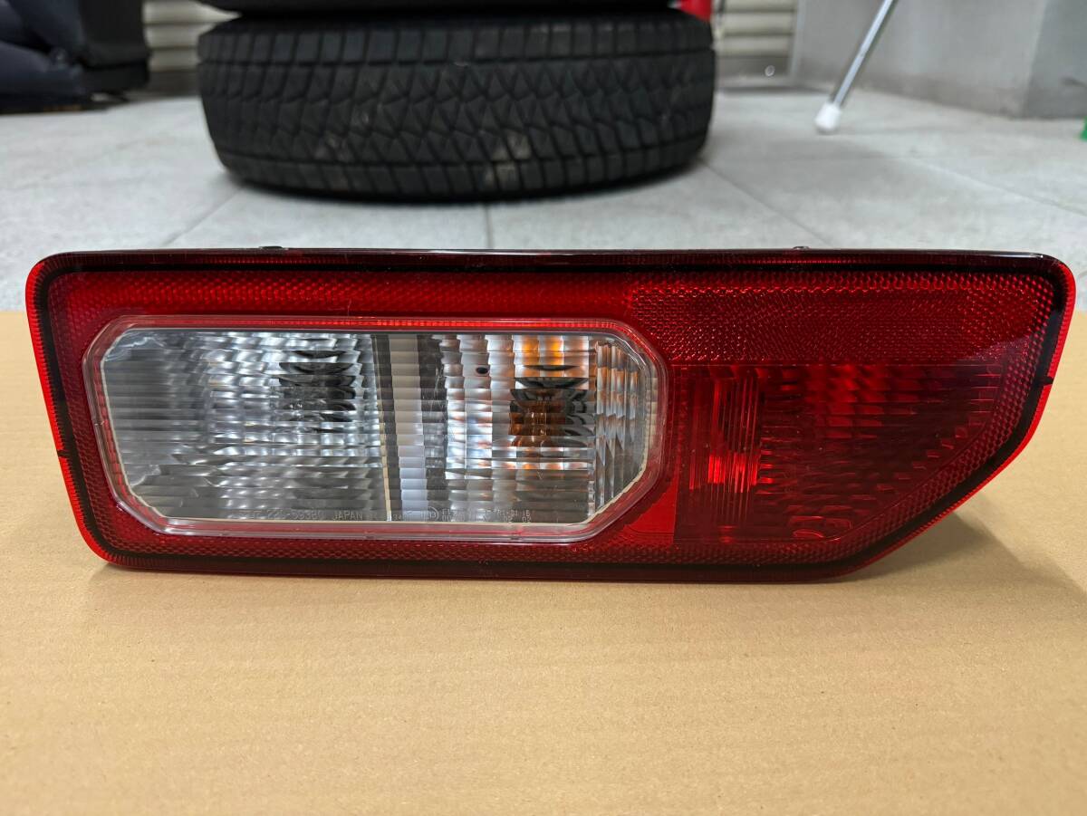 スズキ ジムニーシエラ JB74 テールランプ 右側 純正【J-3】拍卖