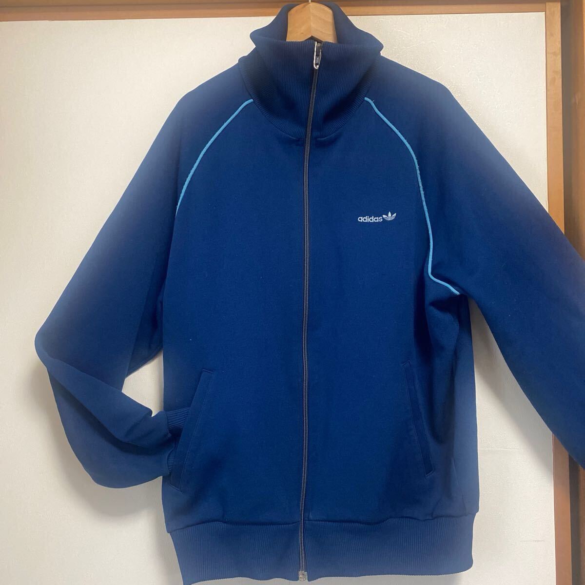 adidas アディダス ジャージ デサント 西ドイツ ヴィンテージ ブルゾン ブルー×水色ライン LサイズUSED拍卖