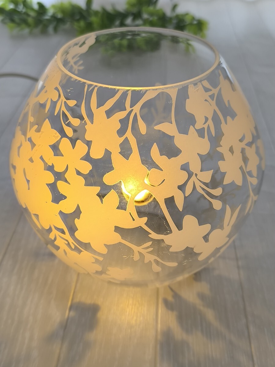 ☆IKEA 照明 ランプ テーブルライト 間接照明 フロアライト 丸型 花柄☆拍卖