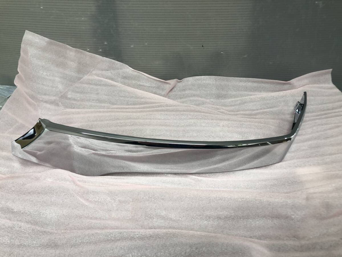 □□2502-NI34 新品 未使用!ホンダ N-BOX カスタム 左 ヘッドライト メッキ モールディング メッキモール 33152-TY0-J51 拍卖