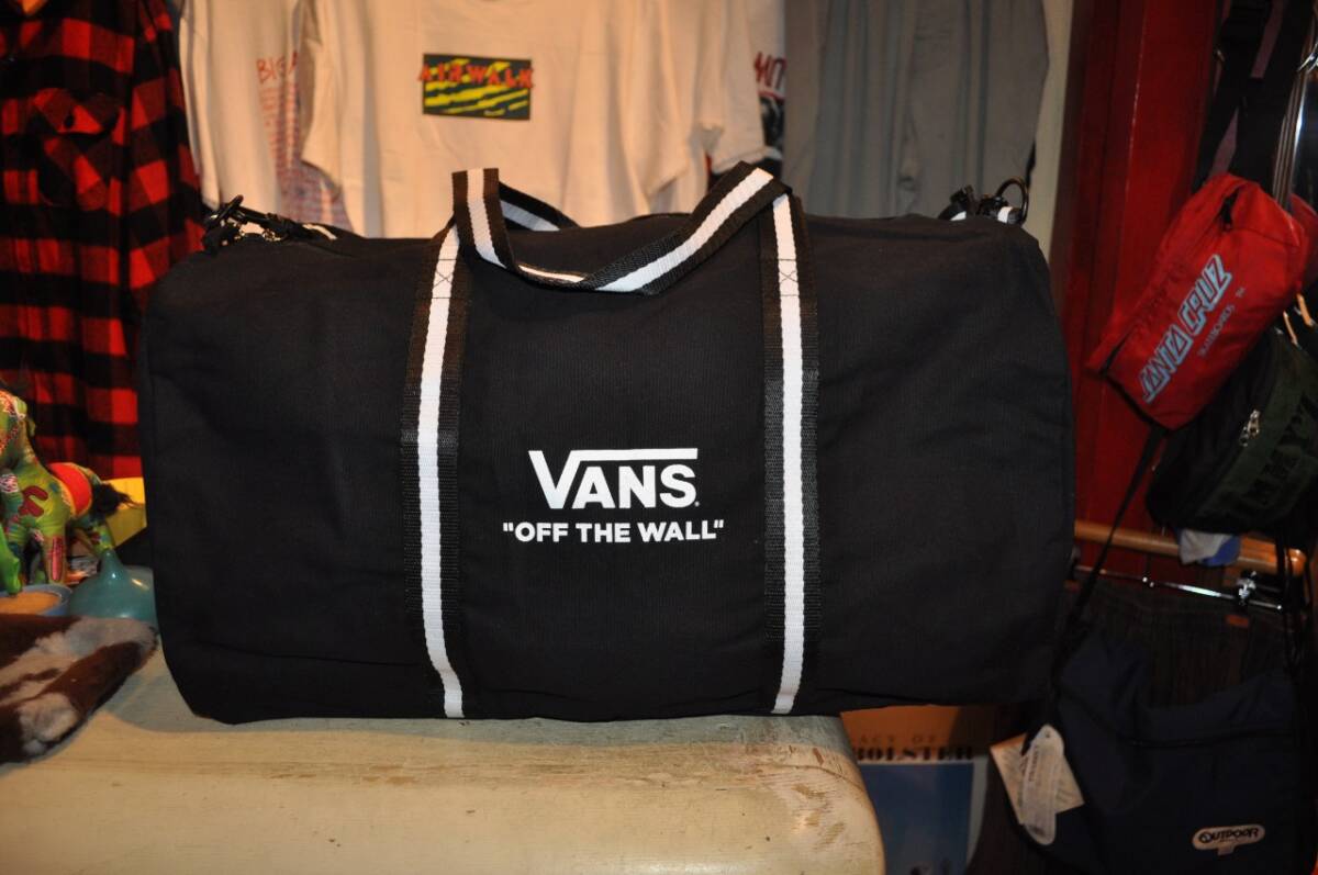 新品 非売品 VANS OFF THE WALL バンズ ダッフル バッグ拍卖