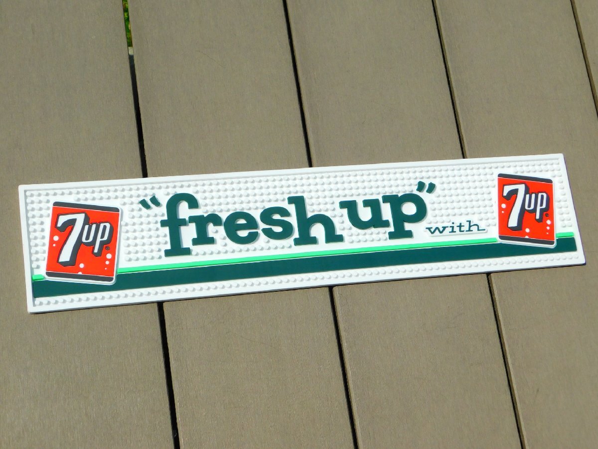 【7UP・セブンアップ】※《バーマット・ホワイト》 39~69年代ロゴ アメリカン雑貨 アメリカンダイナー拍卖