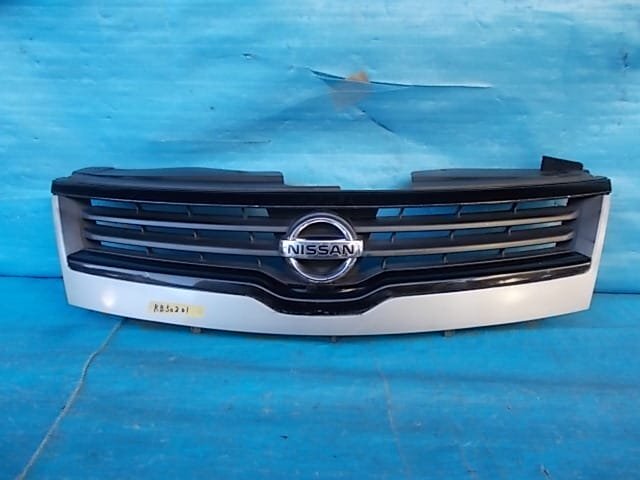 セレナ C25 前期 フロントグリル №ZRB50201拍卖