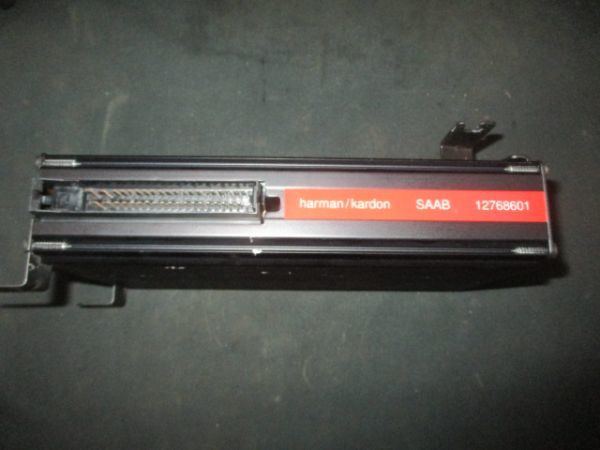 ■サーブ 95 エアロ ハーマン カードン オーディオ アンプ 中古 EB235 HS7101 12768601 部品取あり harman kardon AMPLIFIER カーステ 9-5拍卖